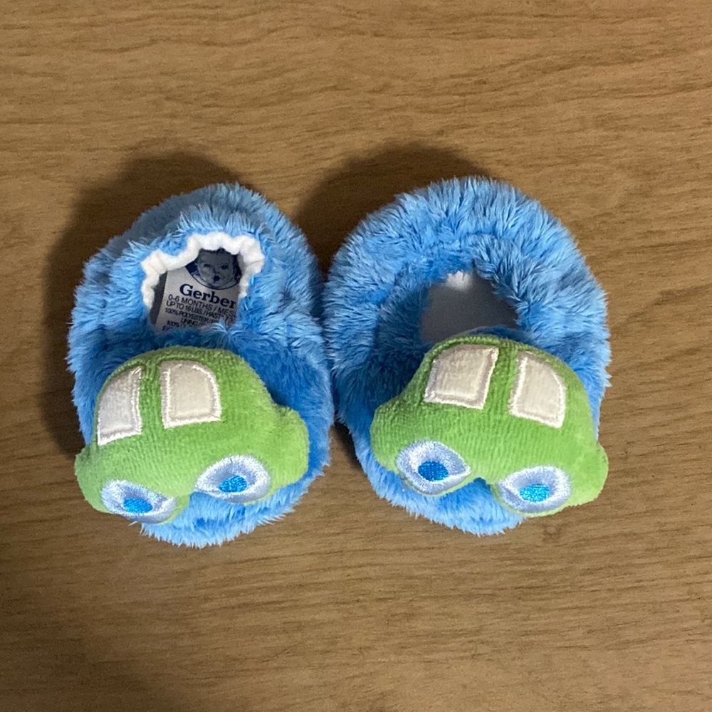Gerber Baby Slippers - Size 0-6M